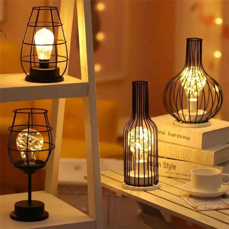 1PC Indoor Iron Wire Cage Design Night Light,Battery-Powered LED Lamp, Decorative Table Lighting for Bedroom, Living Room