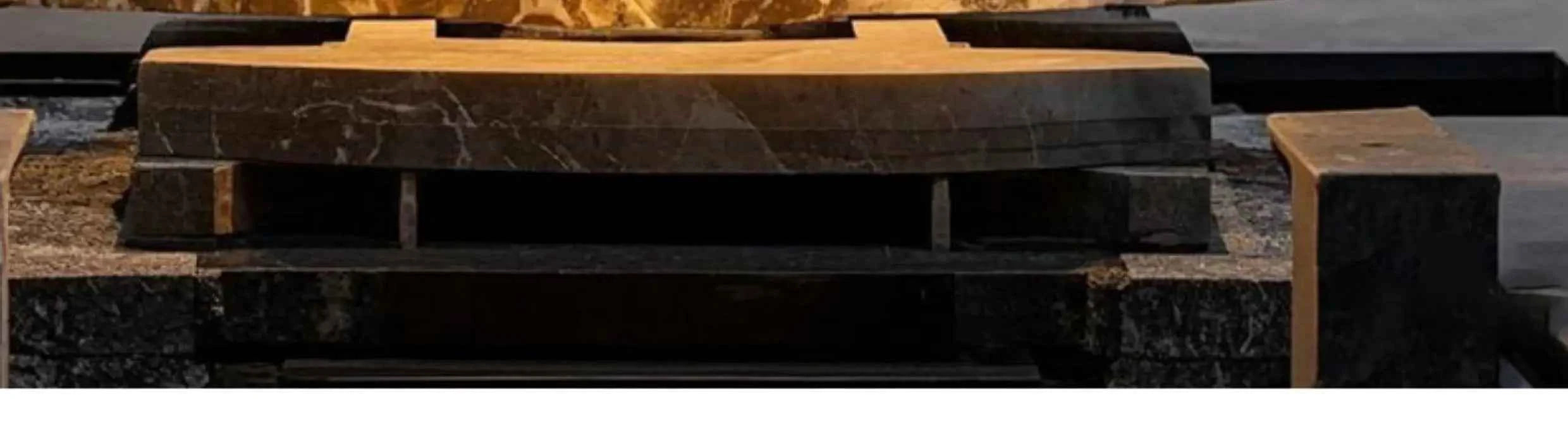 Luxury Marble Coffee Table - Italian Designer Natural Stone Tea Table in Artistic Freeform Shape for Modern Living Room