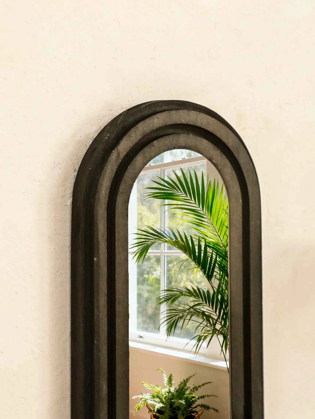 Black Arched Wall Shelves Modern Geometric Design Wall Mirror Home Decorative Wall-Mounted Mirror for Living Room & Bedroom Gift