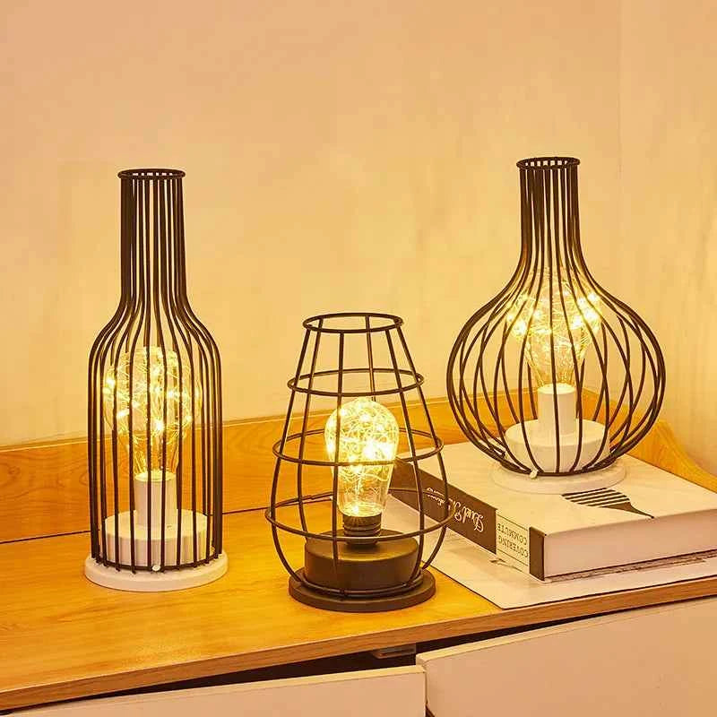 1PC Indoor Iron Wire Cage Design Night Light,Battery-Powered LED Lamp, Decorative Table Lighting for Bedroom, Living Room