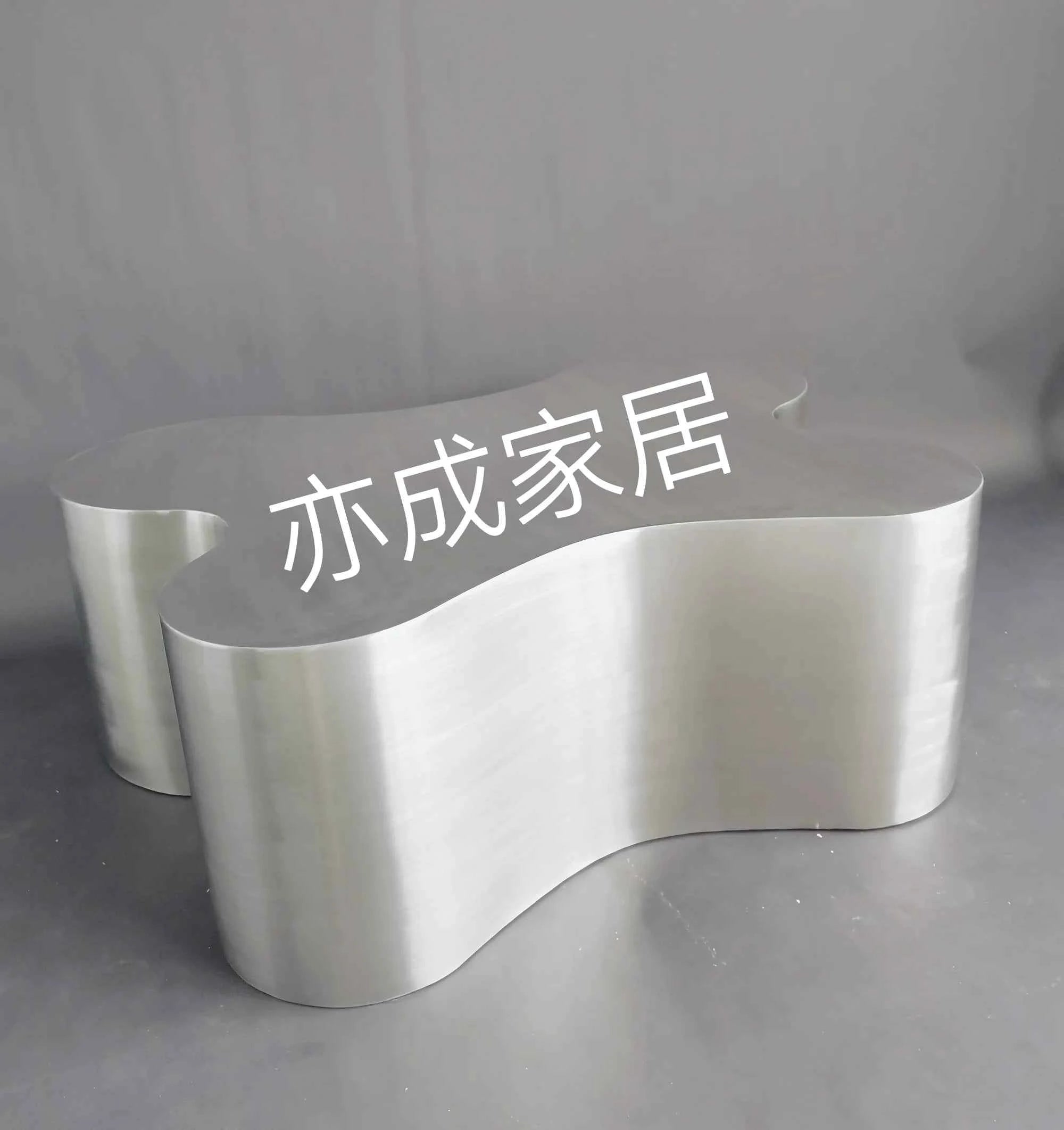 Metal Industrial Coffee Table Aesthetic Unique Minimalist Designer Side Table Modern Luxury Mesa Auxiliar Postmodern Furniture